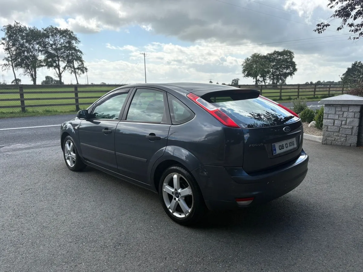 Ford Focus 1.6L petrol NCT 2/26 Tax 11/25 mint car - Image 4
