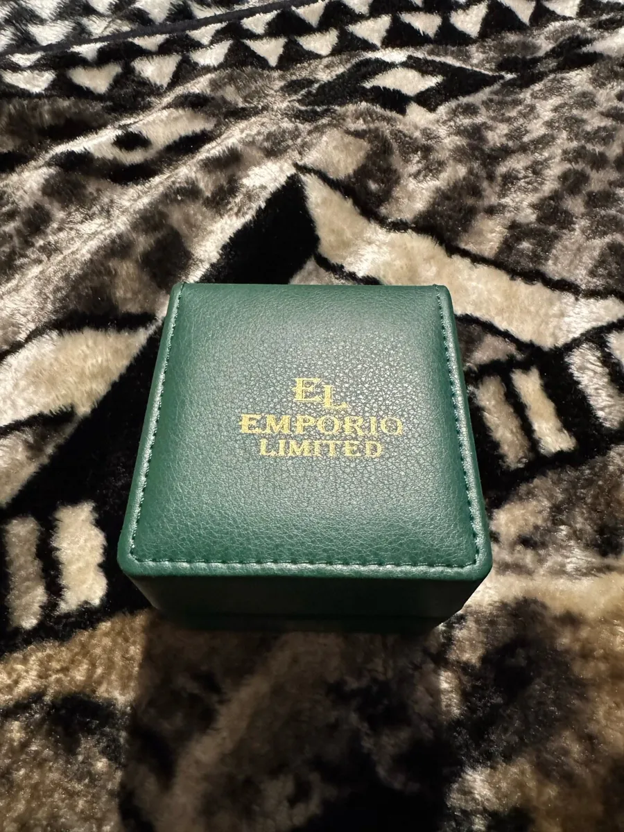 EL EMPORIO - Image 4