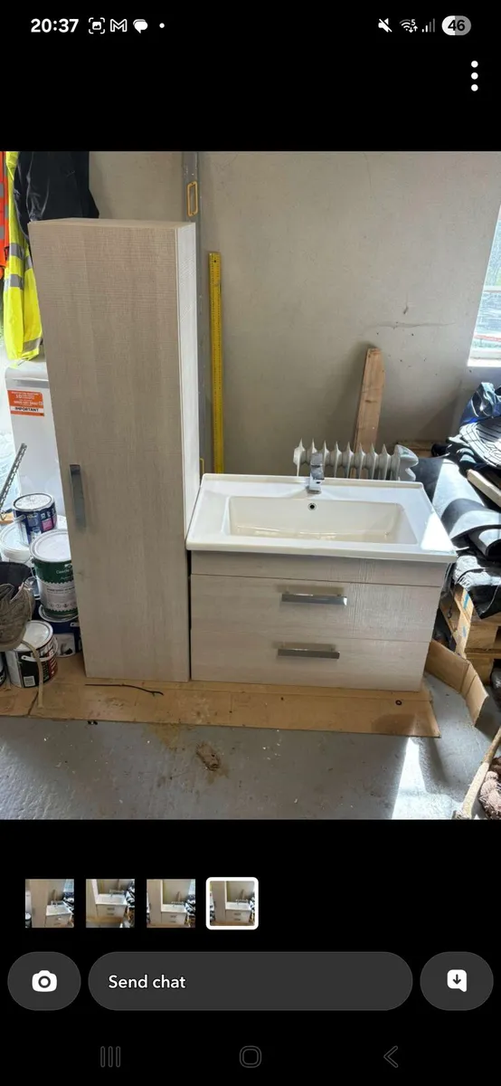 Vanity unit and bathroom press - Image 1
