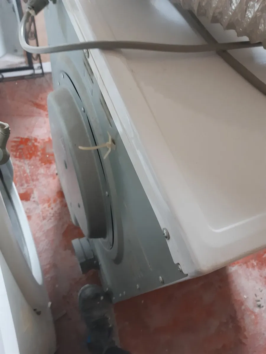 Laundry dryer - Image 2