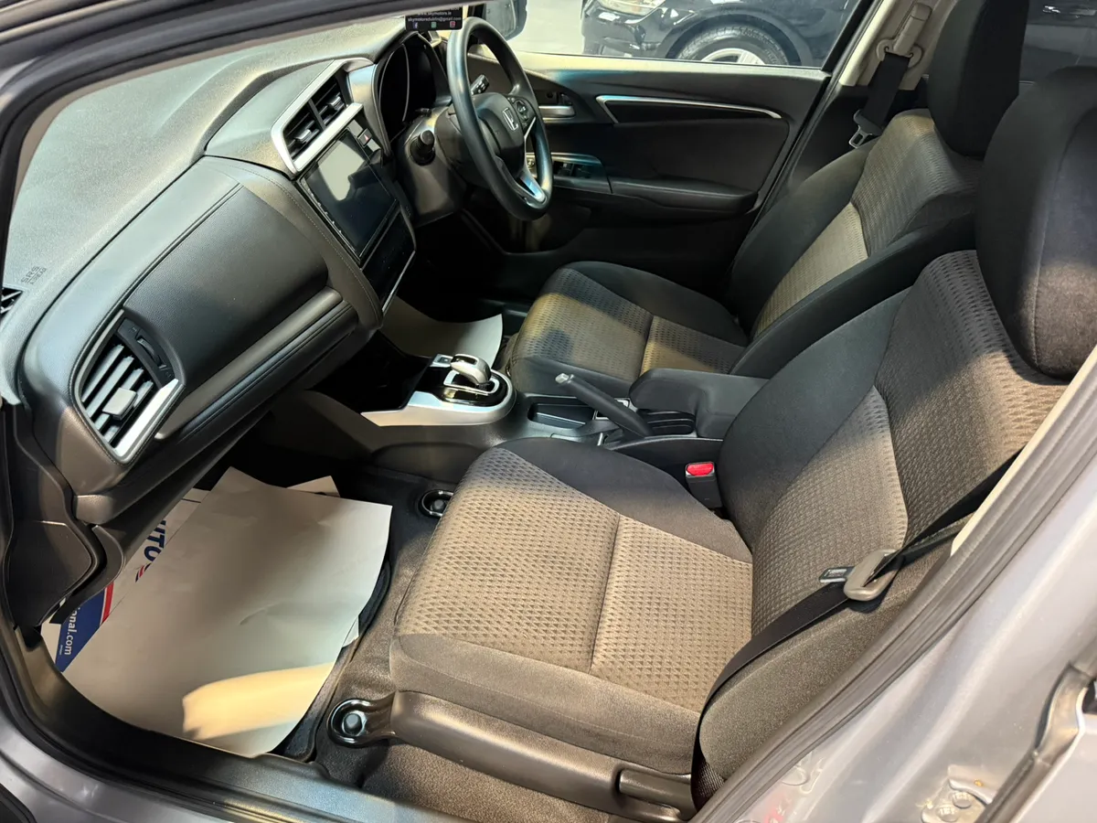 2020 Honda Fit 1.5 Hybrid Auto,50k Miles only - Image 3