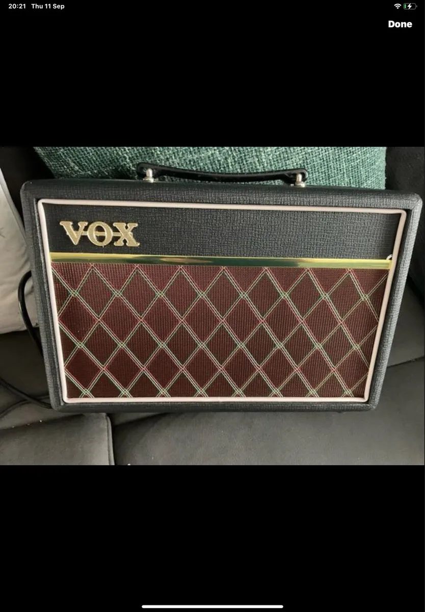 Vox pathfinder guitar amp 15watt - Image 1
