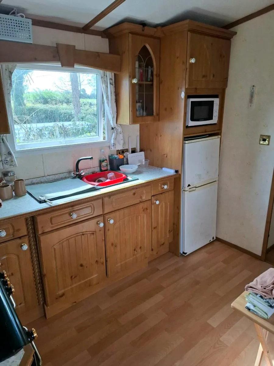 Mobile Home - Image 4