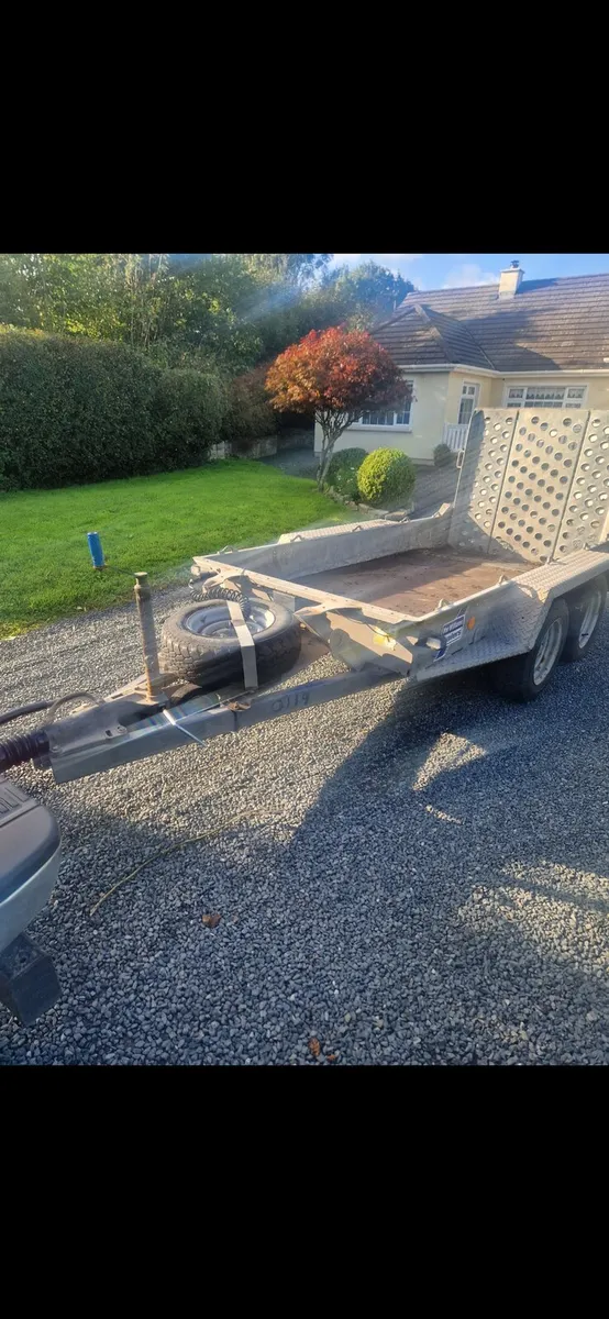 Plant  Trailer - Image 1