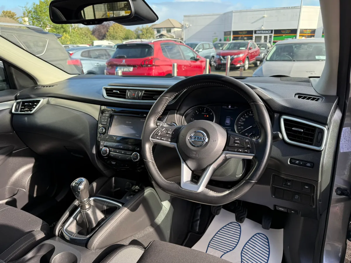 2019 Nissan Qashqai 1.5 DCi SV Premium - Low KMs - Image 4