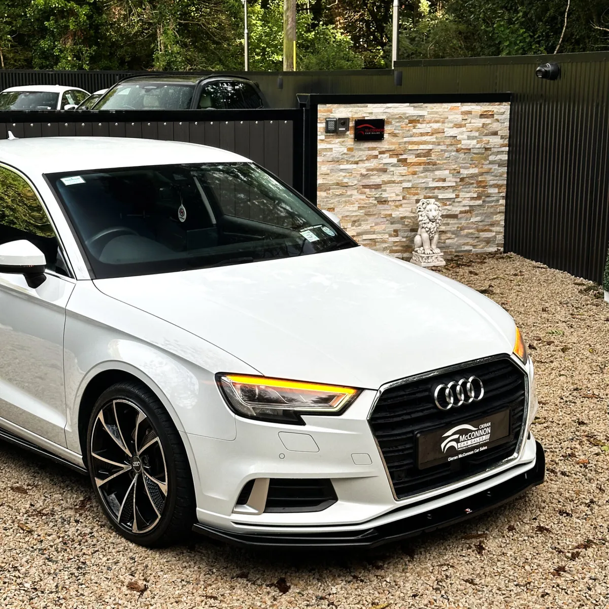 DEPOSIT TAKEN 2017 (171)  Audi A3 1.4TSI SALOON - Image 2