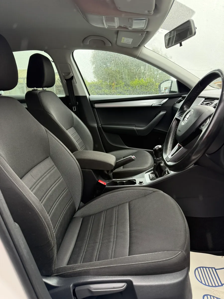 182 New Model Skoda Octavia 1.6 TDi - Image 4