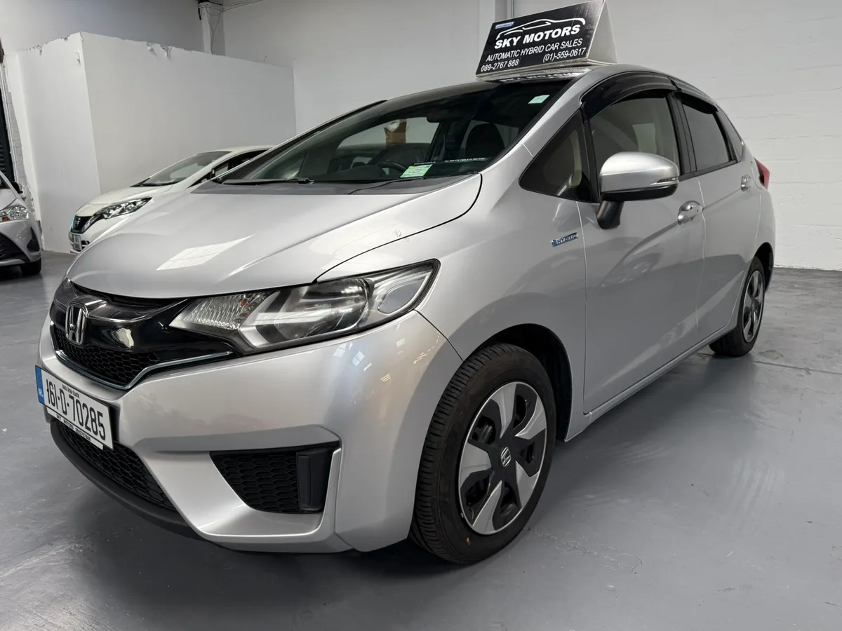 2016 Honda Fit 1.5 Petrol Hybrid Auto, Immaculate - Image 2