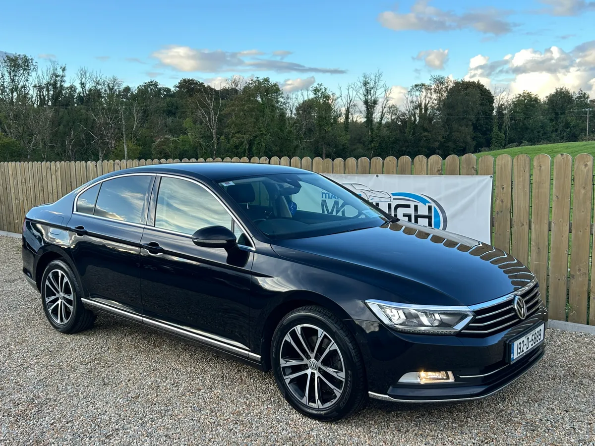 2019 Volkswagen Passat Highline 2.0 150 6 speed - Image 3