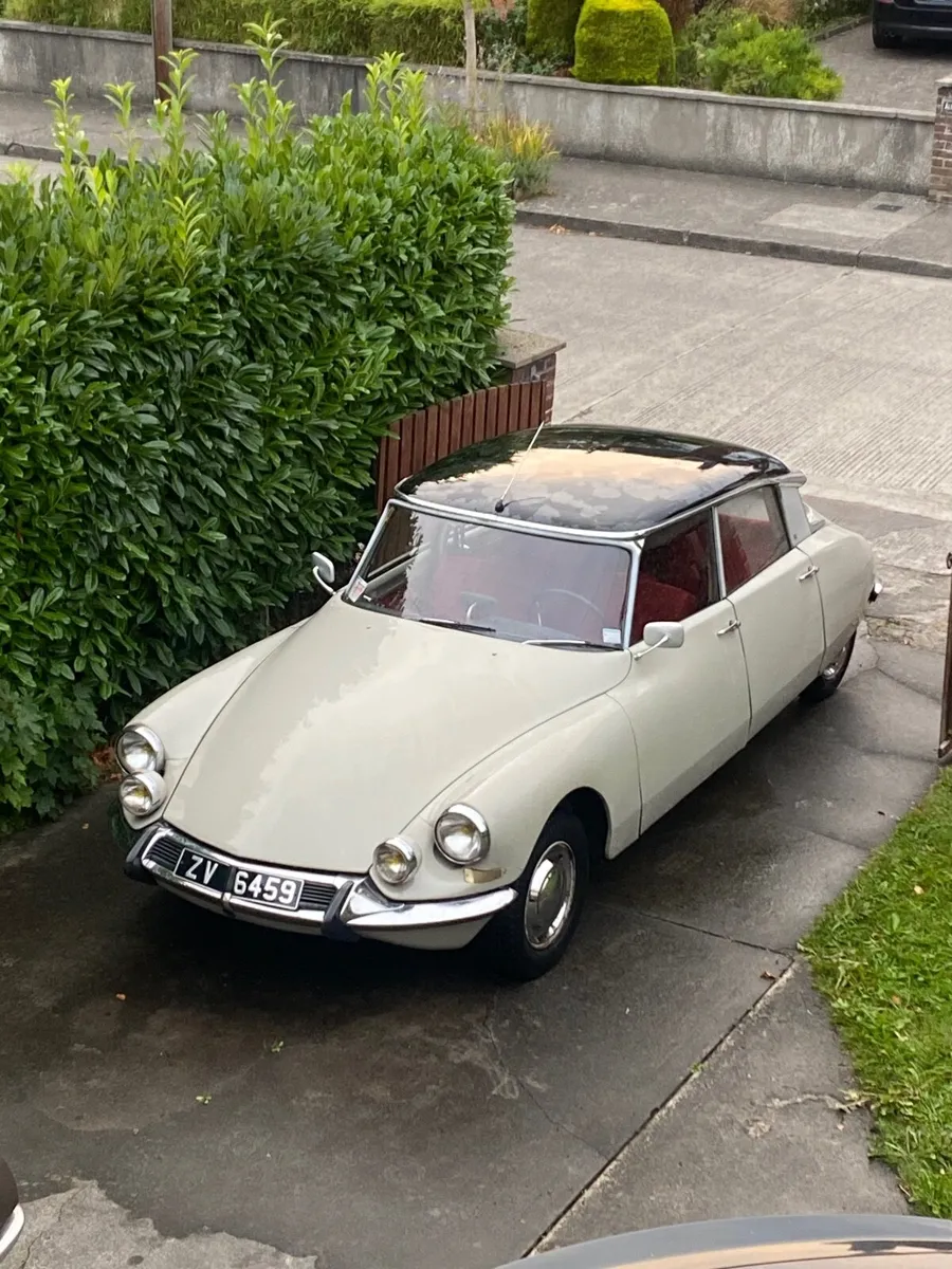 Citroen DS 19 1967 - Image 1