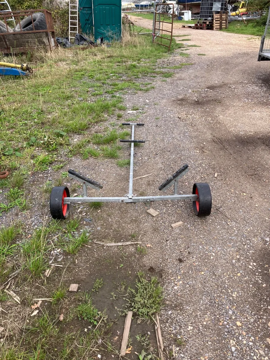 BOAT TROLLEY FOLDING GALVANISED FOR SMALL DINGHIES - Image 1