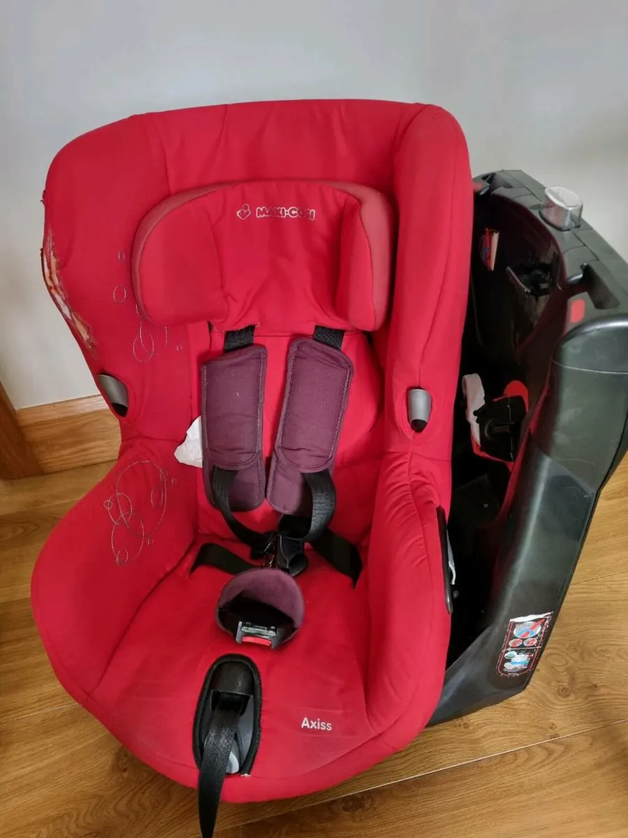 Maxi Cosi Axiss Rotating Car Seat - Image 3