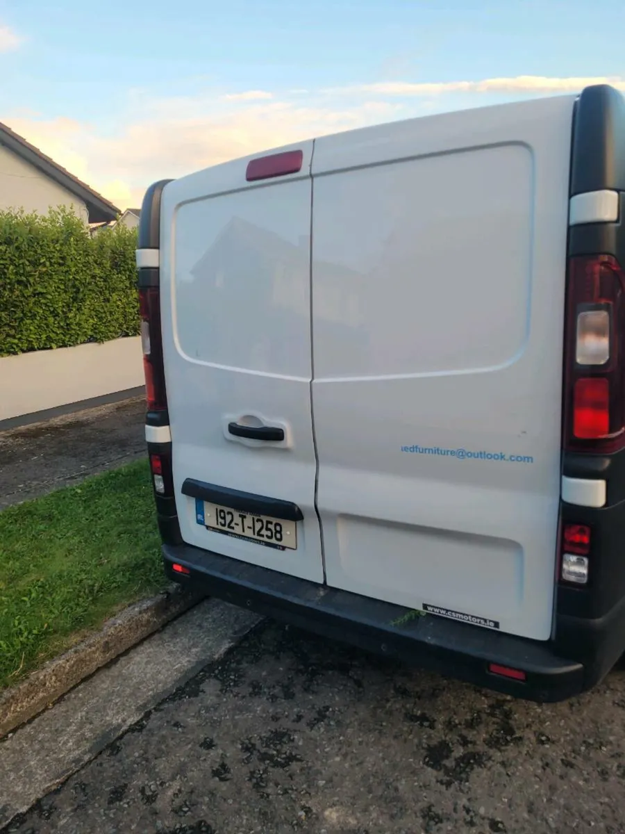 2019 Renault traffic - Image 3