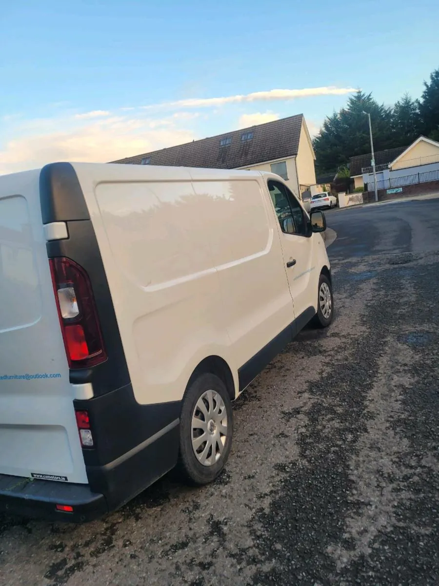 2019 Renault traffic - Image 4