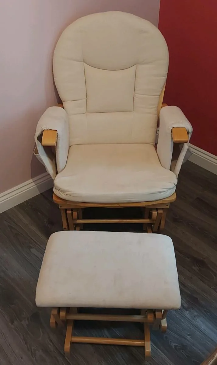 Maternity Rocking Chair