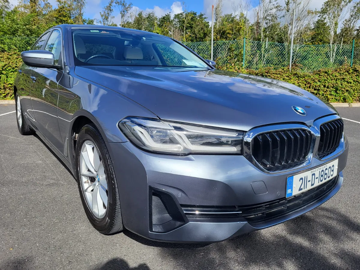 2021 BMW 520D SE AUTOMATIC - Image 1