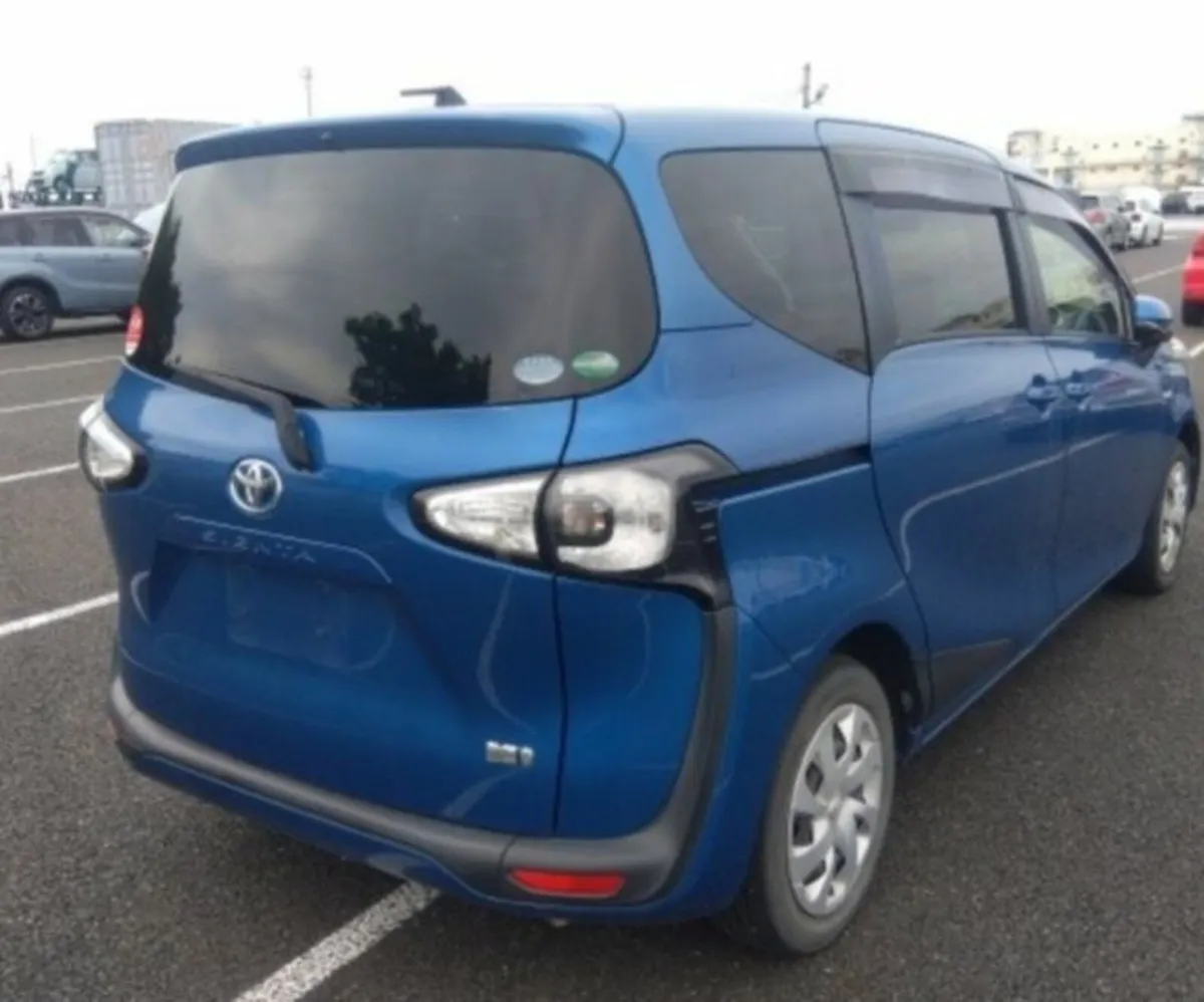 Toyota Sienta 2016, hybrid automatic, 7 seater - Image 2
