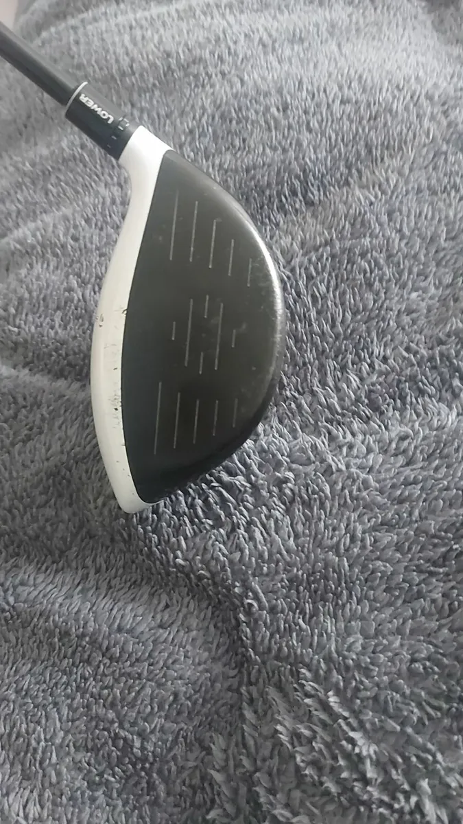 Taylormade r15 driver - Image 2