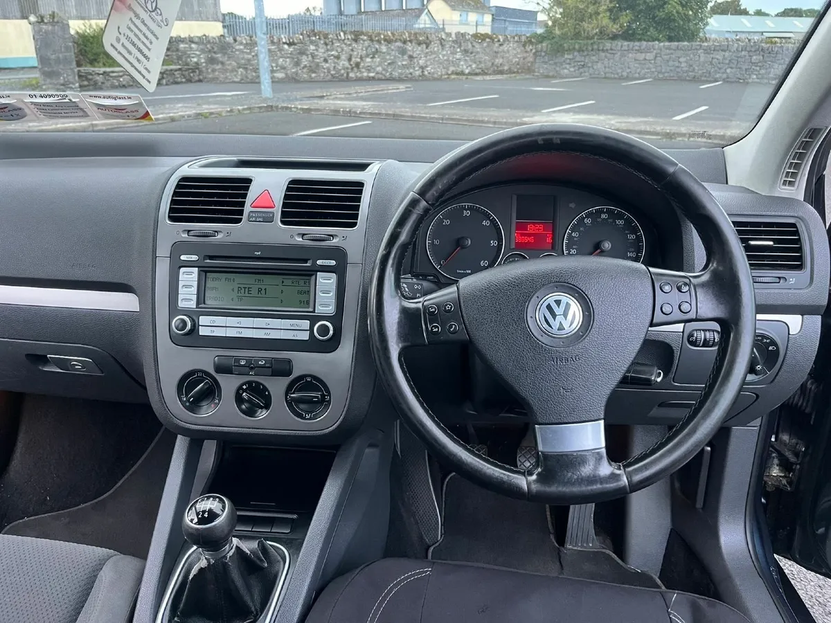 Volkswagen Golf 2008 - Image 4