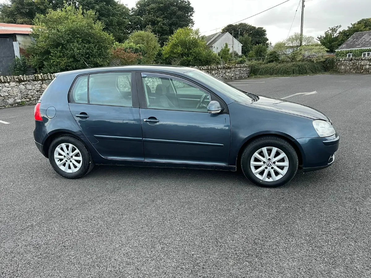 Volkswagen Golf 2008 - Image 1