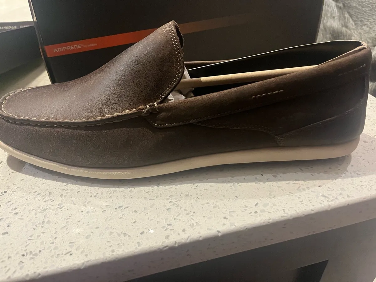 Men’s size 13 shoes - Image 1