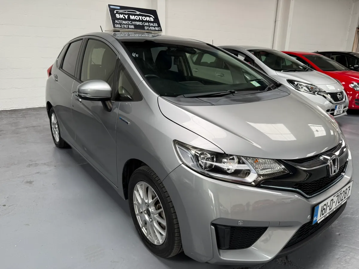 2016 Honda Fit 1.5 Petrol Hybrid Auto, Immaculate - Image 2