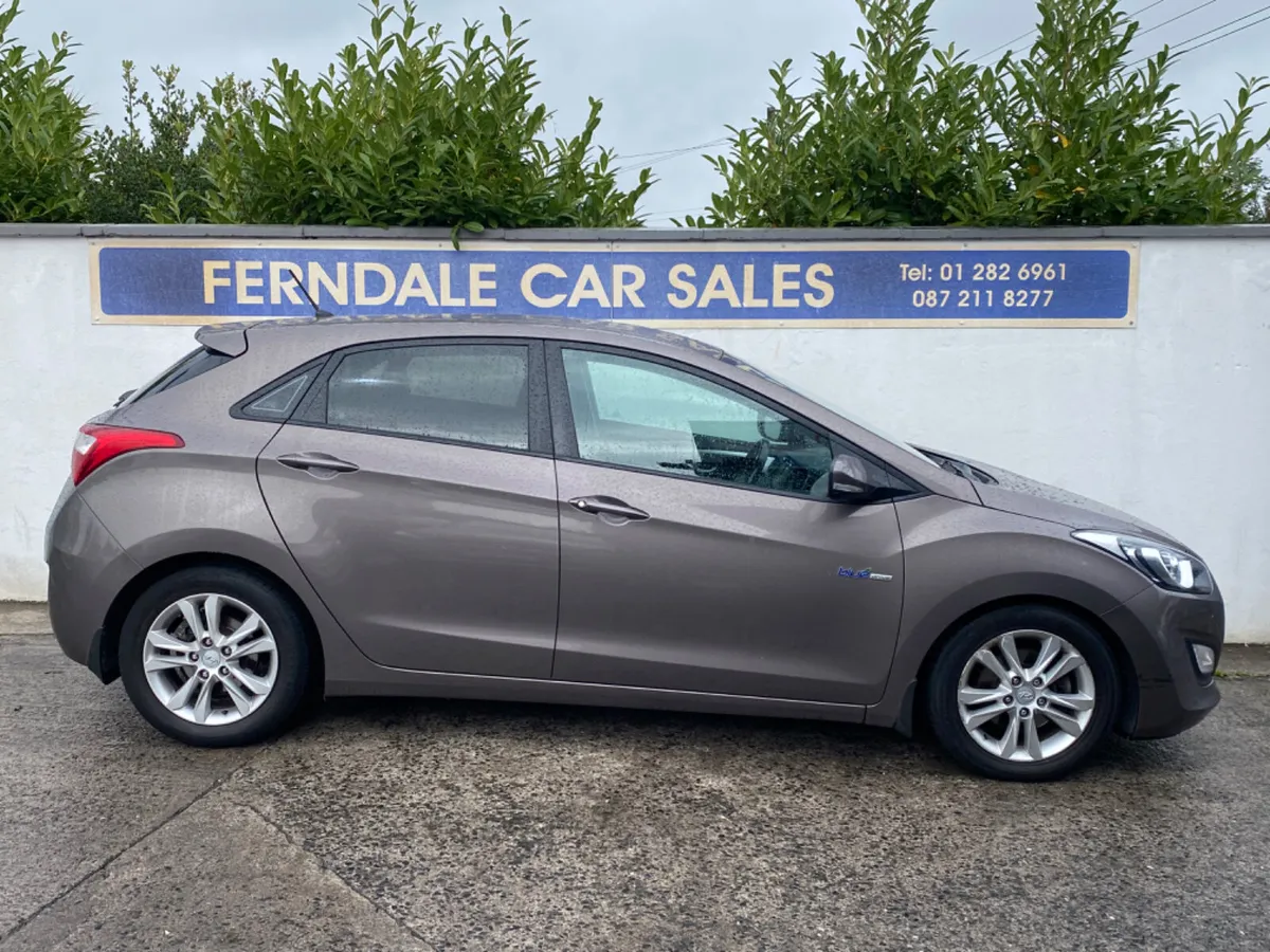 Hyundai i30 NCT 9/26 FULL SERVICE HISTORY - Image 2