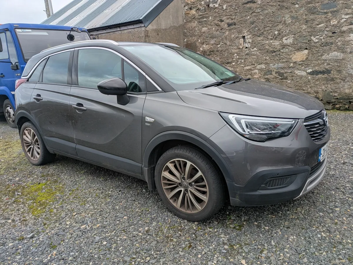 Opel Crossland X 2021 - Image 1