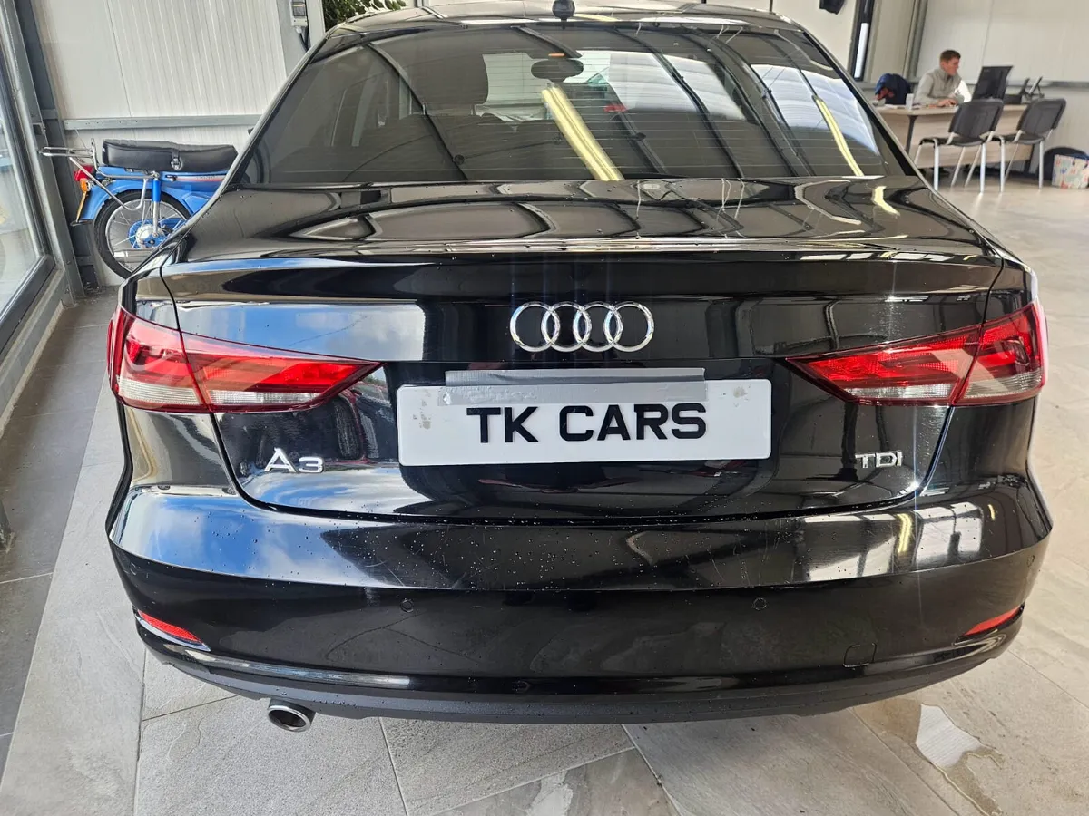 14 AUDI A3 SALOON SE EDITION - Image 4