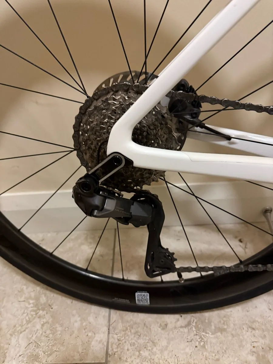 2025 Merida Scultura Road Bike Full Carbon DI2 - Image 4