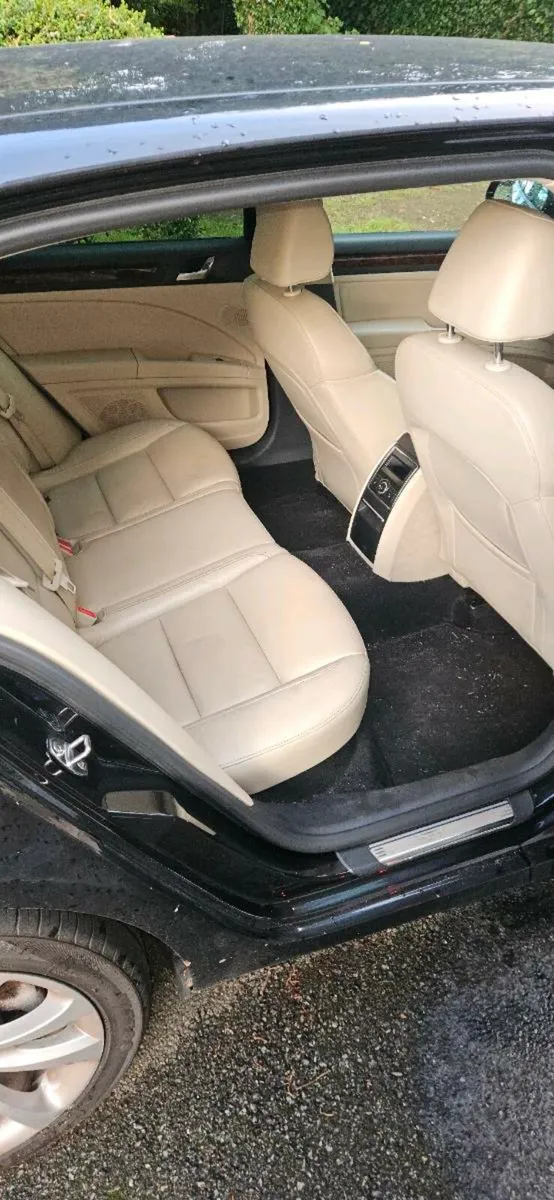 Car - Image 2