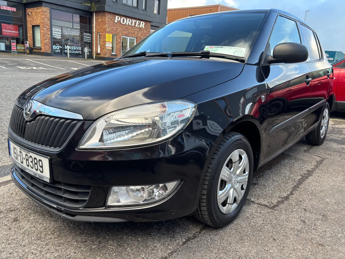 2015 Skoda Fabia 1.2 Petrol ACTIVE - Image 2