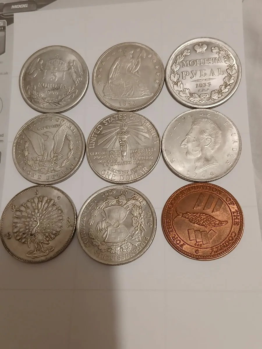 Coins/token - Image 1