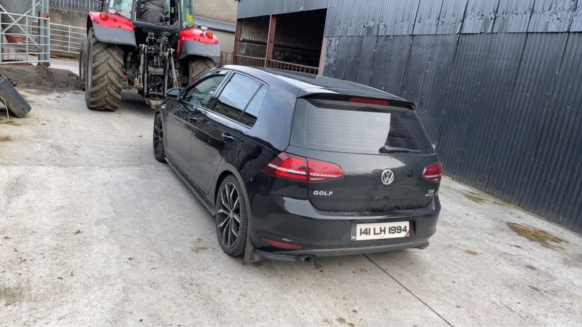 Volkswagen Golf - Image 4