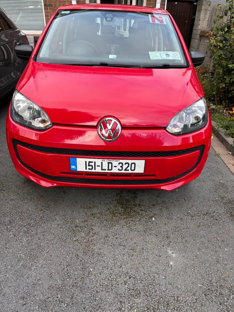 Volkswagen up! 2015 - Image 1