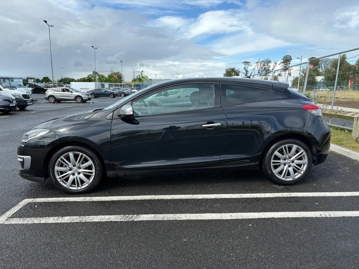 Renault Megane 2014 - Image 2