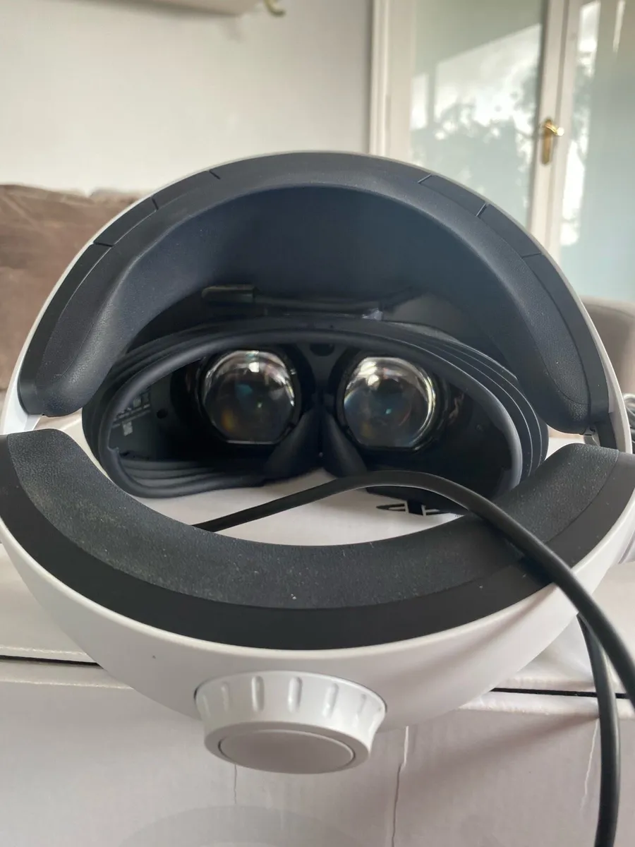 PlayStation VR 2 - Image 2