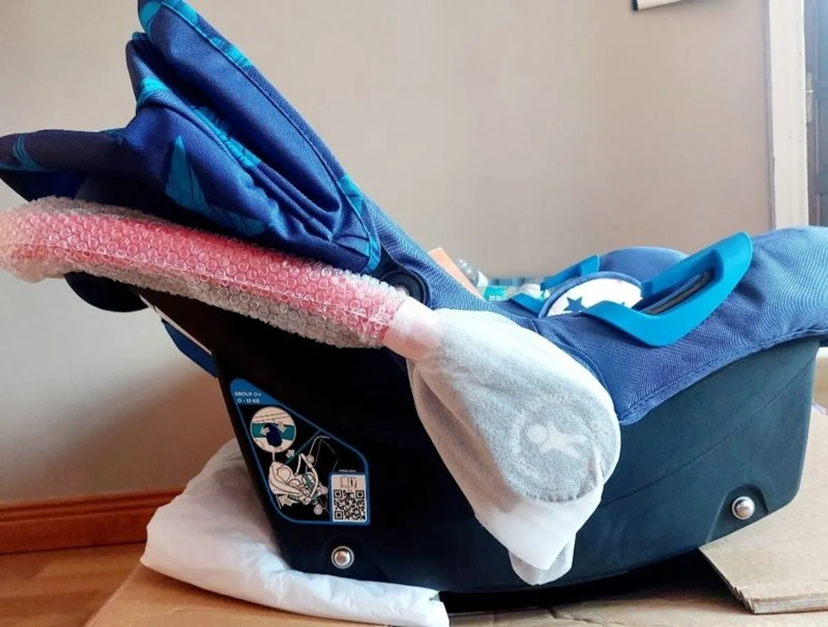 Baby seat - Image 2