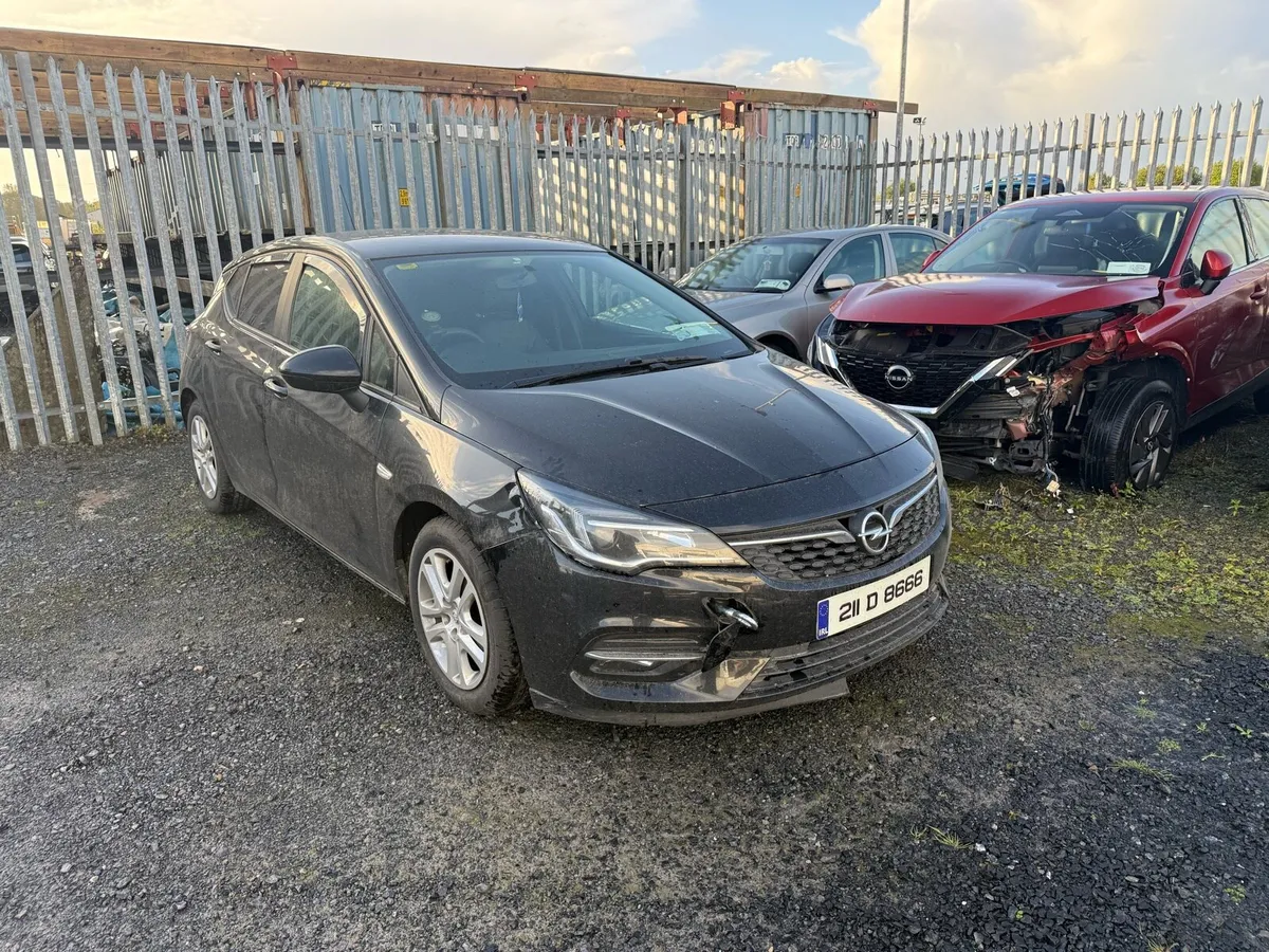 2021 Opel Astra 1.5d NEEDS ENGINE - Image 1