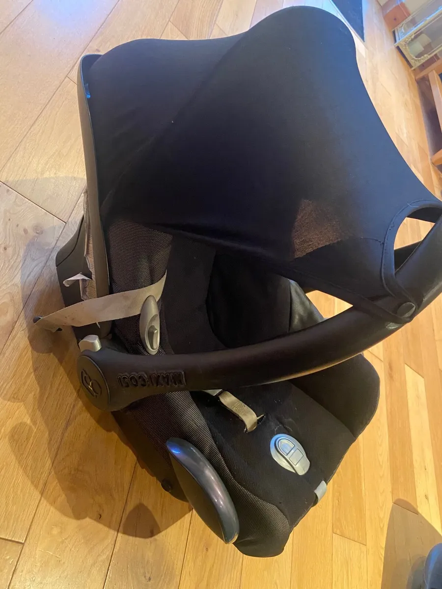 Car seat - Image 2