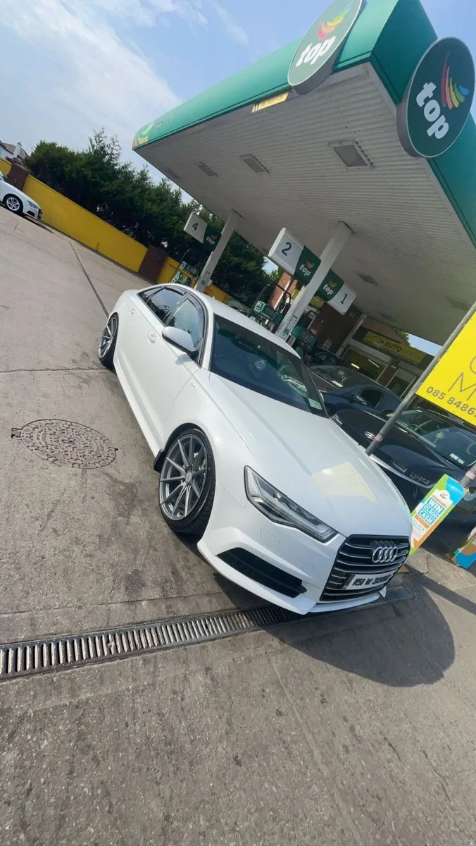 Audi A6 - Image 2