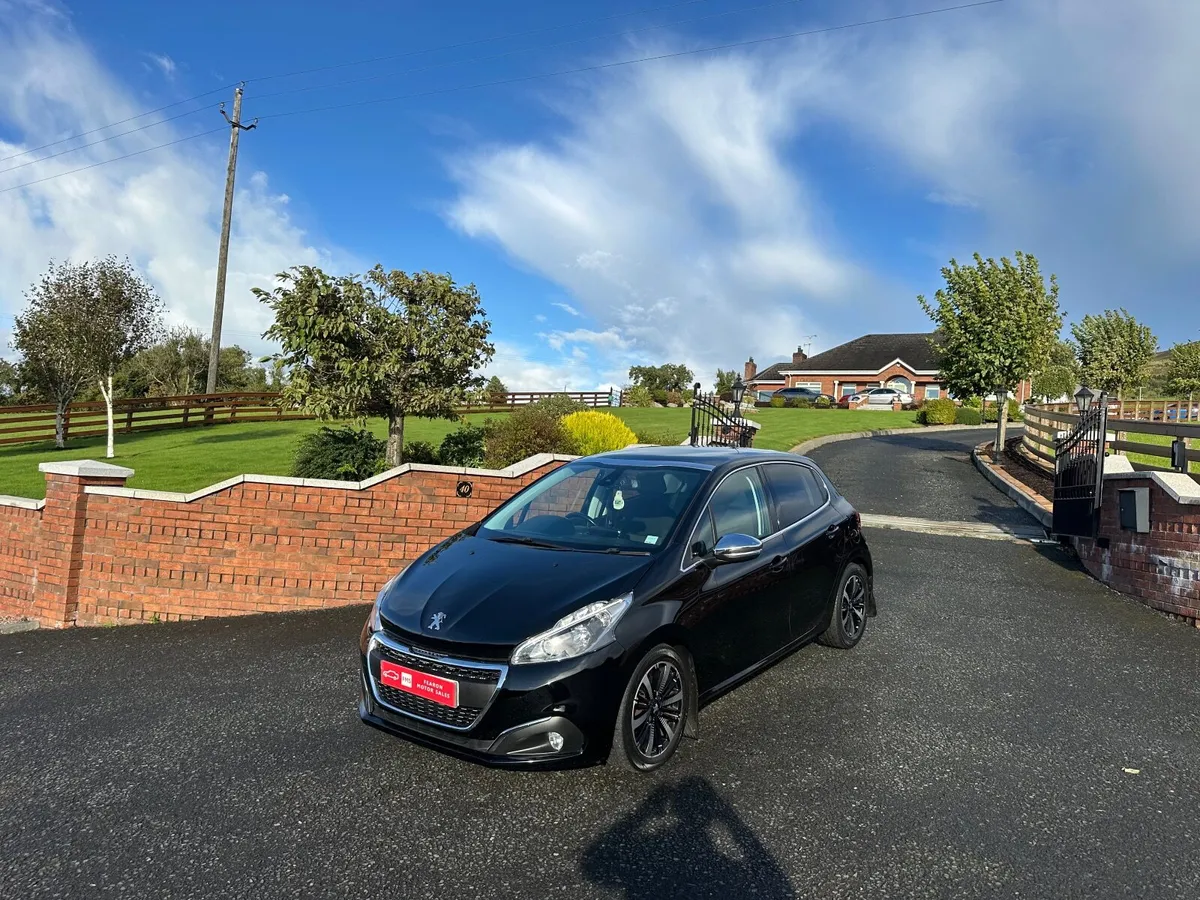 Peugeot 208 2018 - Image 1