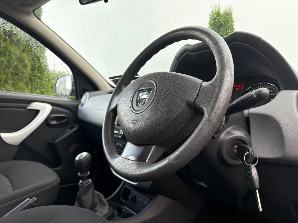 Dacia Duster 2013 - Image 2