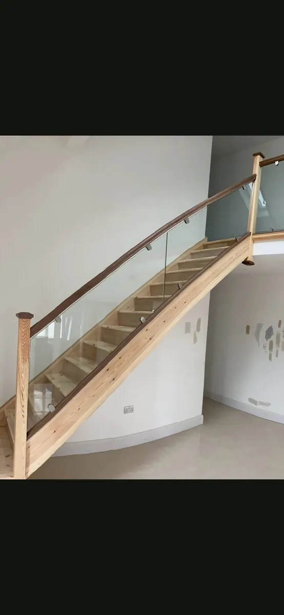 Glass Stairs - Image 2