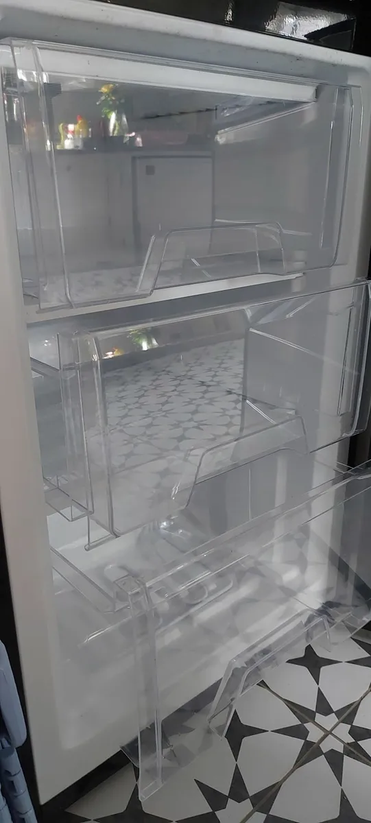 Freezer - Image 2