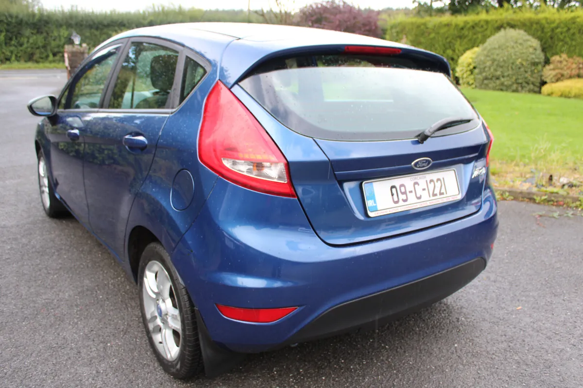 2009 FORD FIESTA STYLE 1.25 ZETEC - Image 4