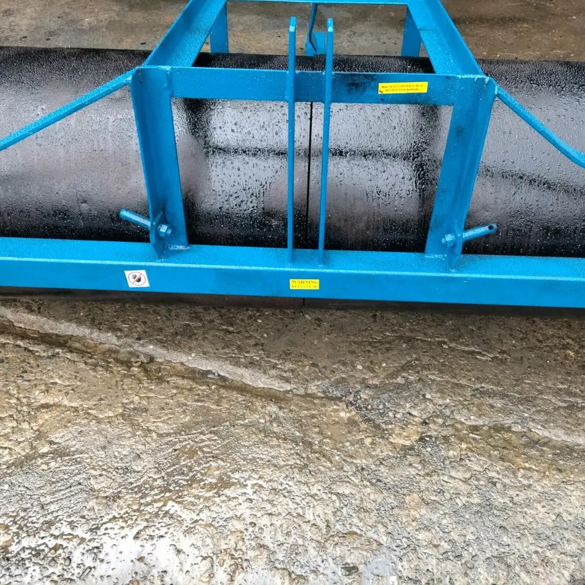 Roller - Image 3