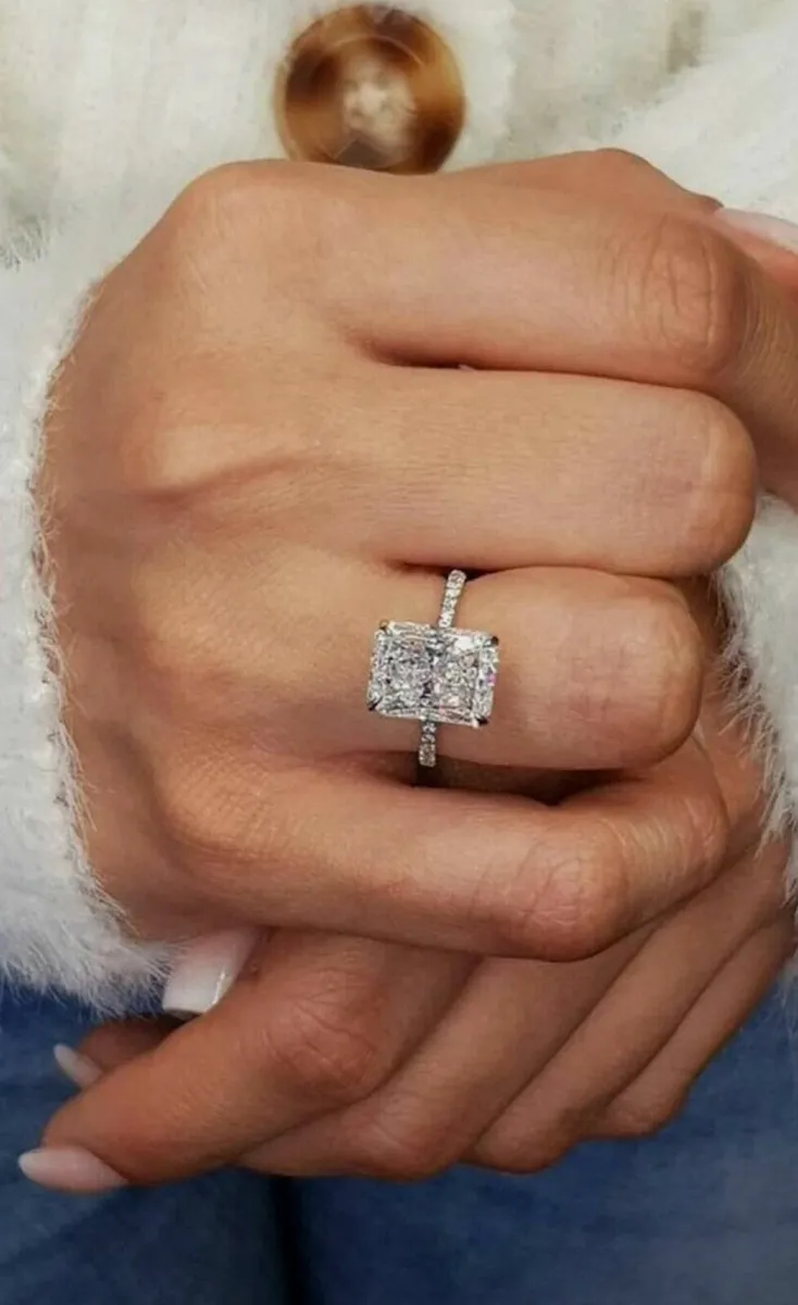 3.38 Carat Diamond Ring. D, VS1. - Image 1