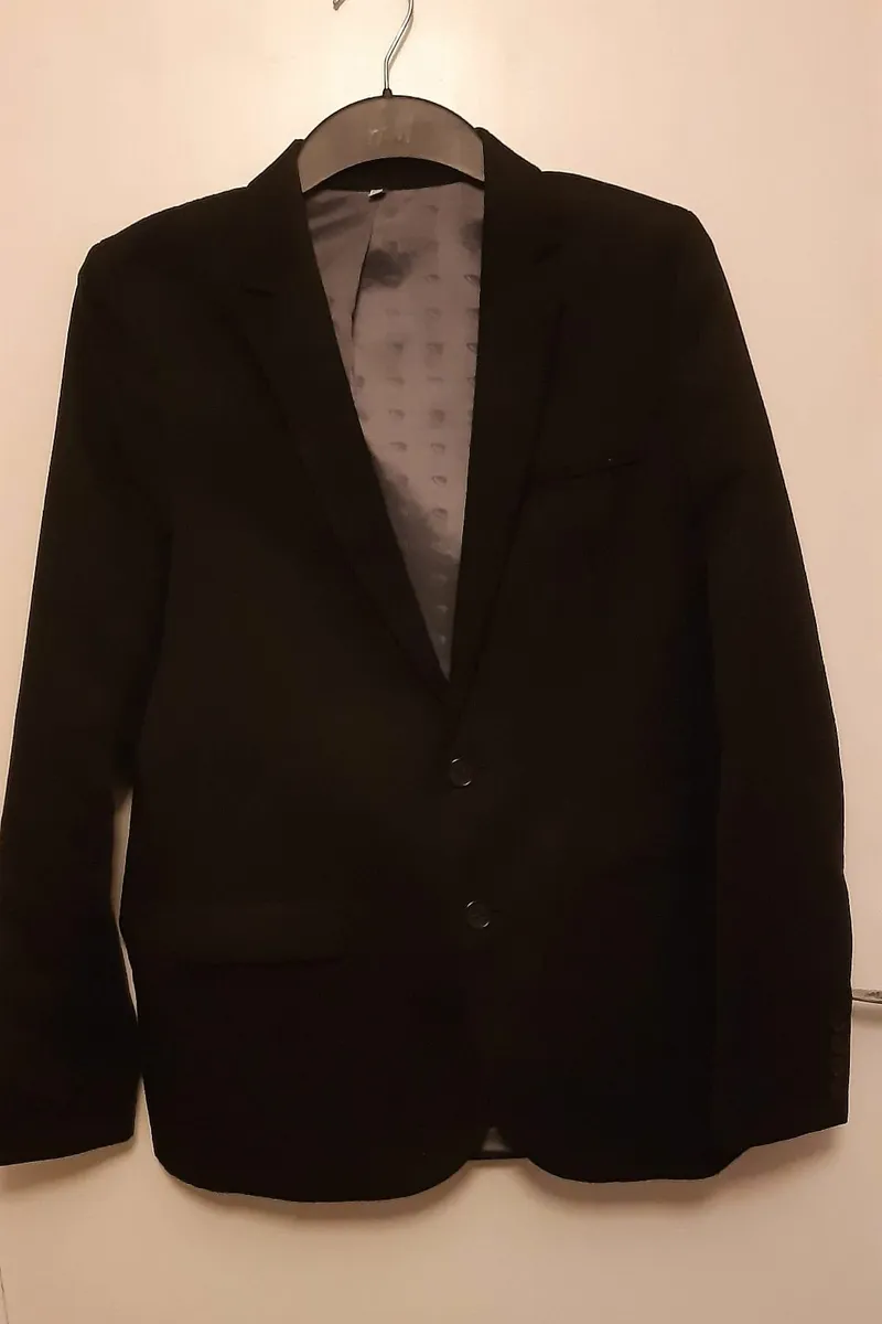 Boy's 3-piece suit - Image 4