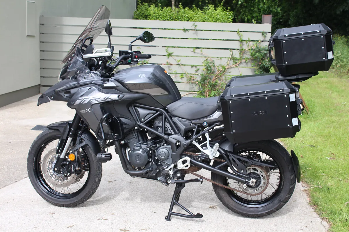 2022 Benelli 502X - Image 1